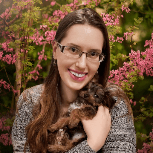 Photo of Dr. Lisa Fieg